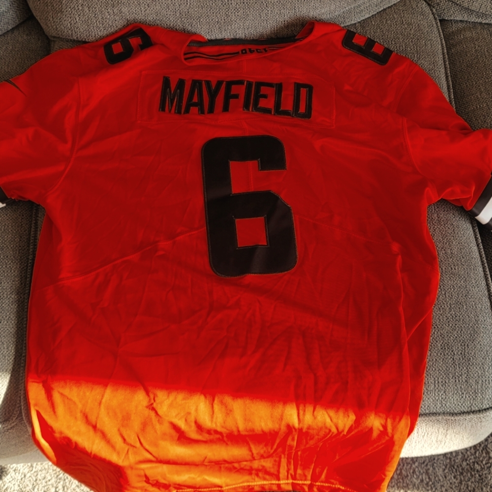 XL Cleveland browns jersey